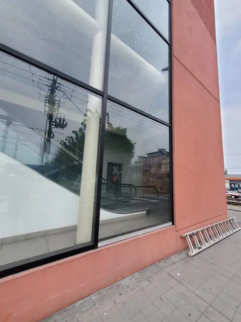 Mamparas y fachadas de cristal — foto 4