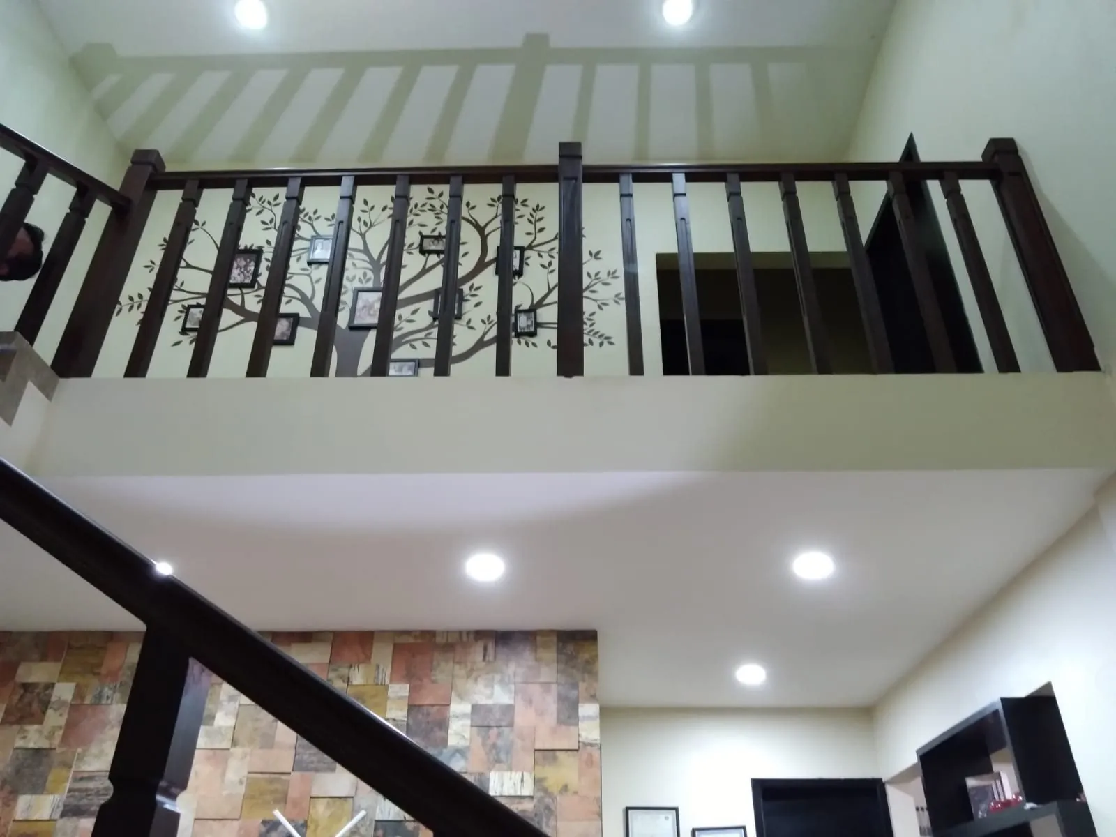 Escalera de caracol en madera — foto 3