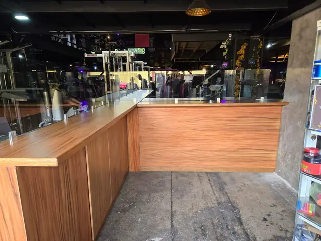 Recepción y casilleros para gimnasio — foto 2