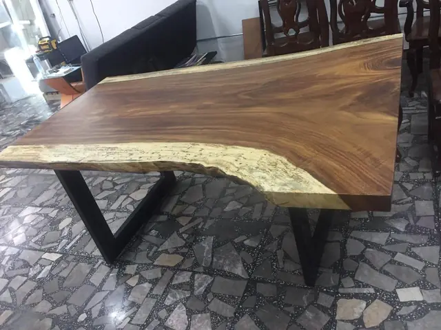 Mesas y piezas de parota — foto 2